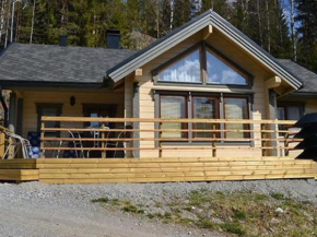 Holiday Home Vuoristomaja by Interhome